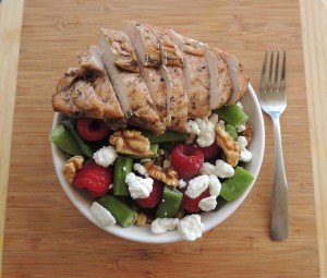 Spinach Salad w/ Balsamic Chicken, Raspberries, Snap Peas, Walnuts & Goat Cheese