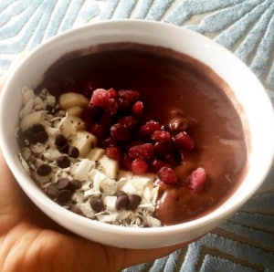 chocolate cherry decadence smoothie bowl